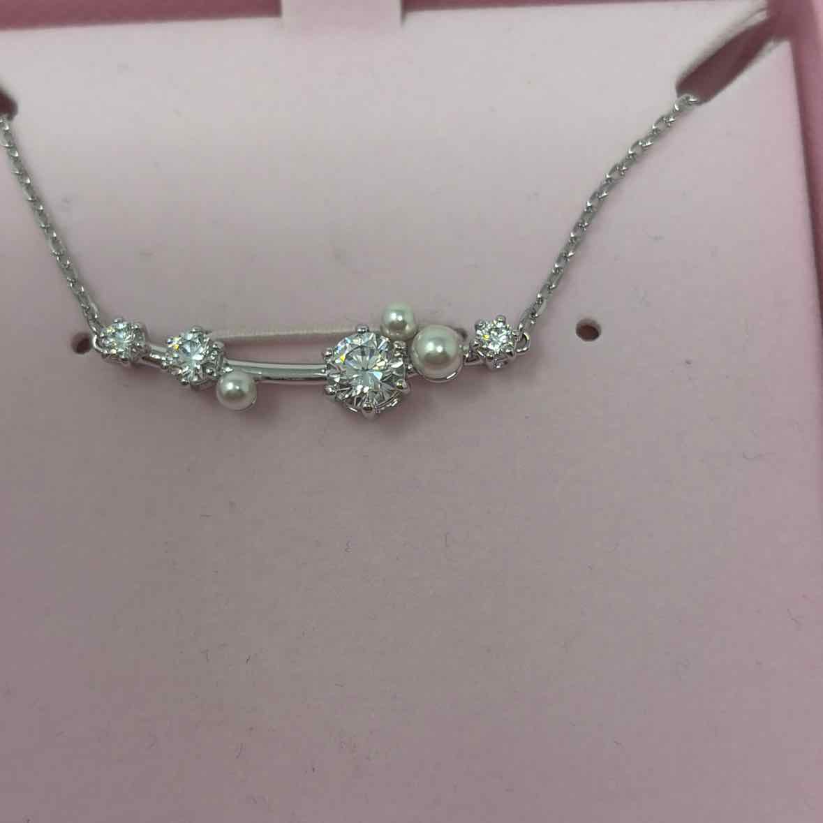 Pre-Owned Swarovski Silver rhinestones Necklace