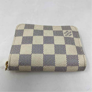 Pre-Owned Louis Vuitton Damier Azur Canvas Designer Wallet