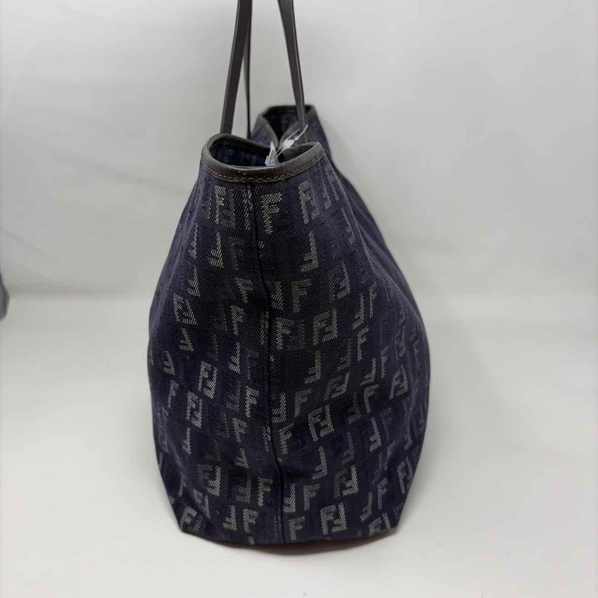 Pre-Owned Fendi Denim Denim Designer Handbag