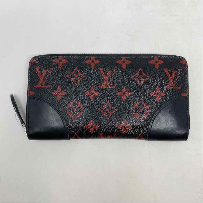 Pre-Owned Louis Vuitton Black Canvas Designer Wallet