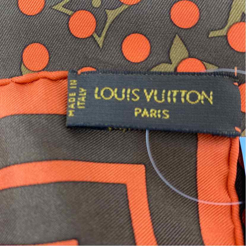 Pre-Owned Louis Vuitton Brown Silk Designer Scarf