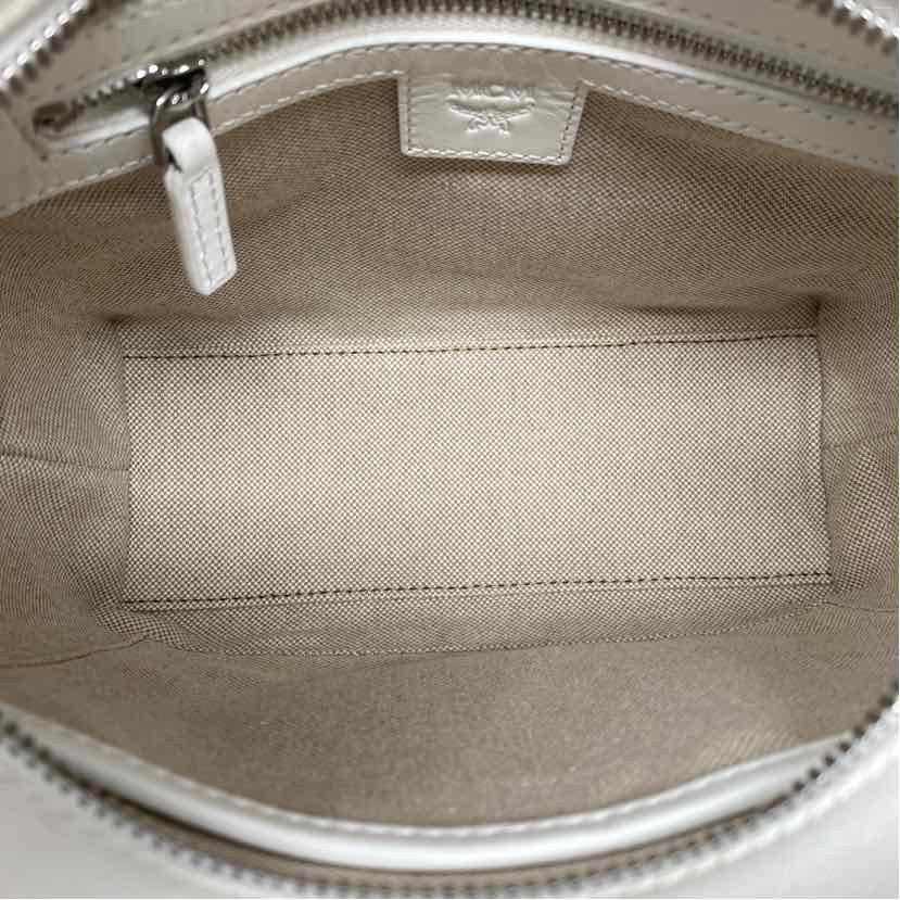 Pre-Owned MCM White Leather Designer Handbag