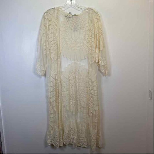 Pre-Owned Rebellion Cream Fabric Shawl