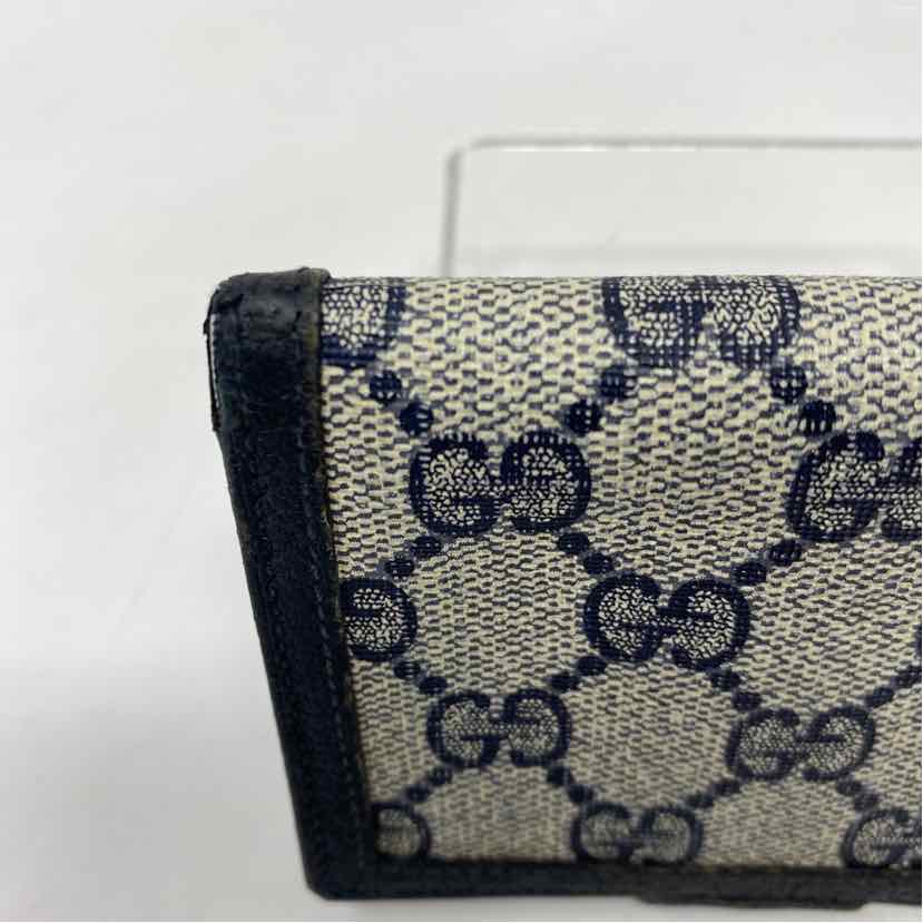 Pre-Owned Gucci Navy Canvas Designer Wallet