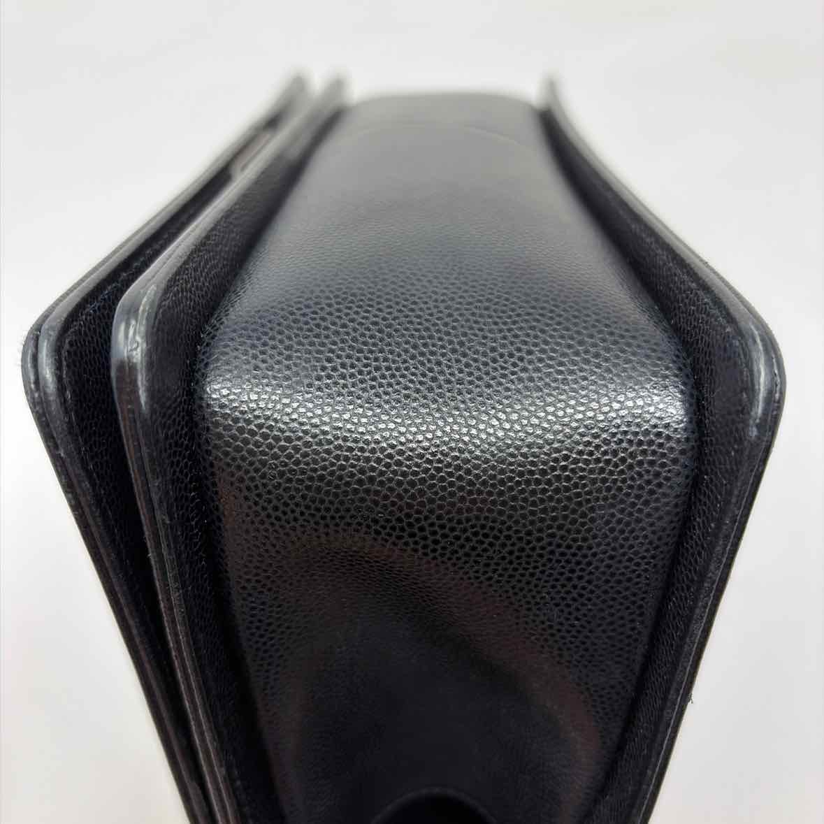 Pre-Owned Chanel Black Leather Designer Handbag