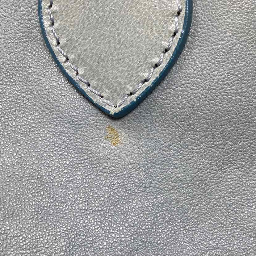 Pre-Owned MCM Turquoise Leather Designer Handbag