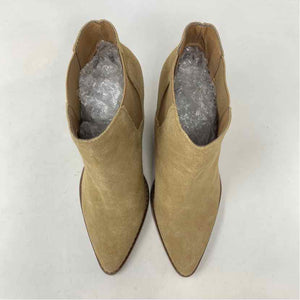 Pre-Owned Shoe Size 9 BP Tan Booties