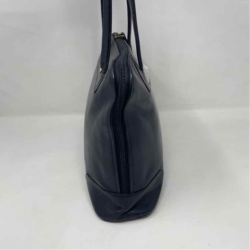 Pre-Owned Gucci Black Leather Designer Handbag