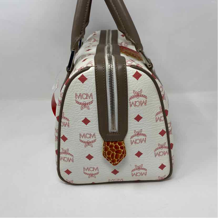 Pre-Owned MCM White Multi Leather Designer Handbag