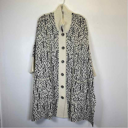 Pre-Owned Size 1X Marla Wynne Black & White Cardigan