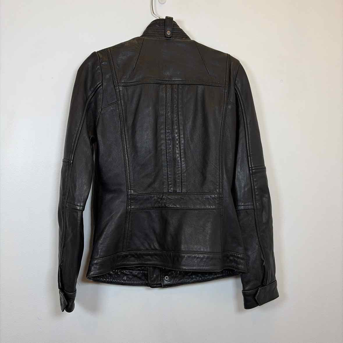 Pre-Owned Size XS Lucky Brand Black Jacket