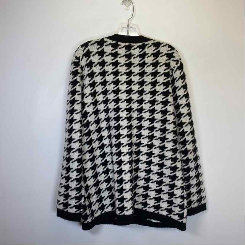 Pre-Owned Size L L'Agence Houndstooth Cardigan