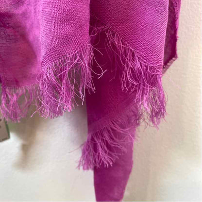Pre-Owned Versace Magenta Viscose Designer Scarf