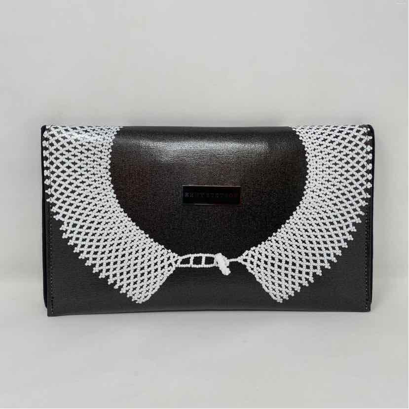 Pre-Owned Kent Stenson Black Canvas Handbag