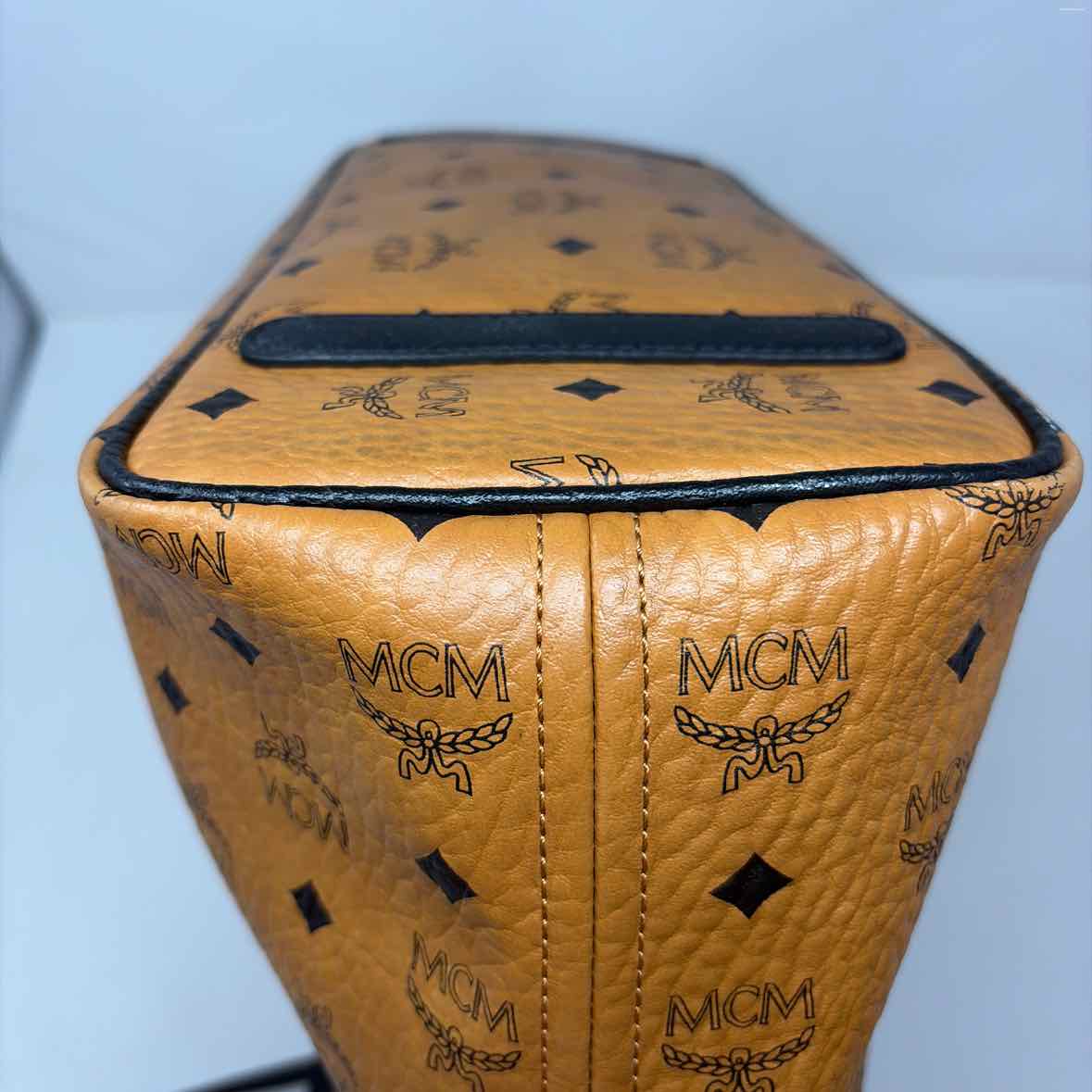 Pre-Owned MCM Cognac Leather Designer Handbag