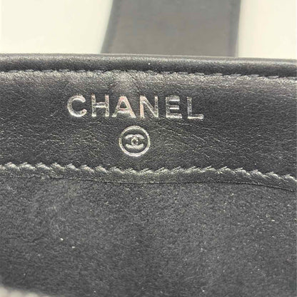 Pre-Owned Chanel Black Leather Designer Wallet