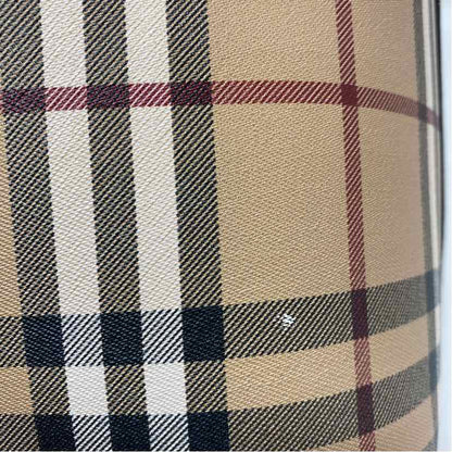 Pre-Owned Burberry Plaid Canvas Designer Handbag