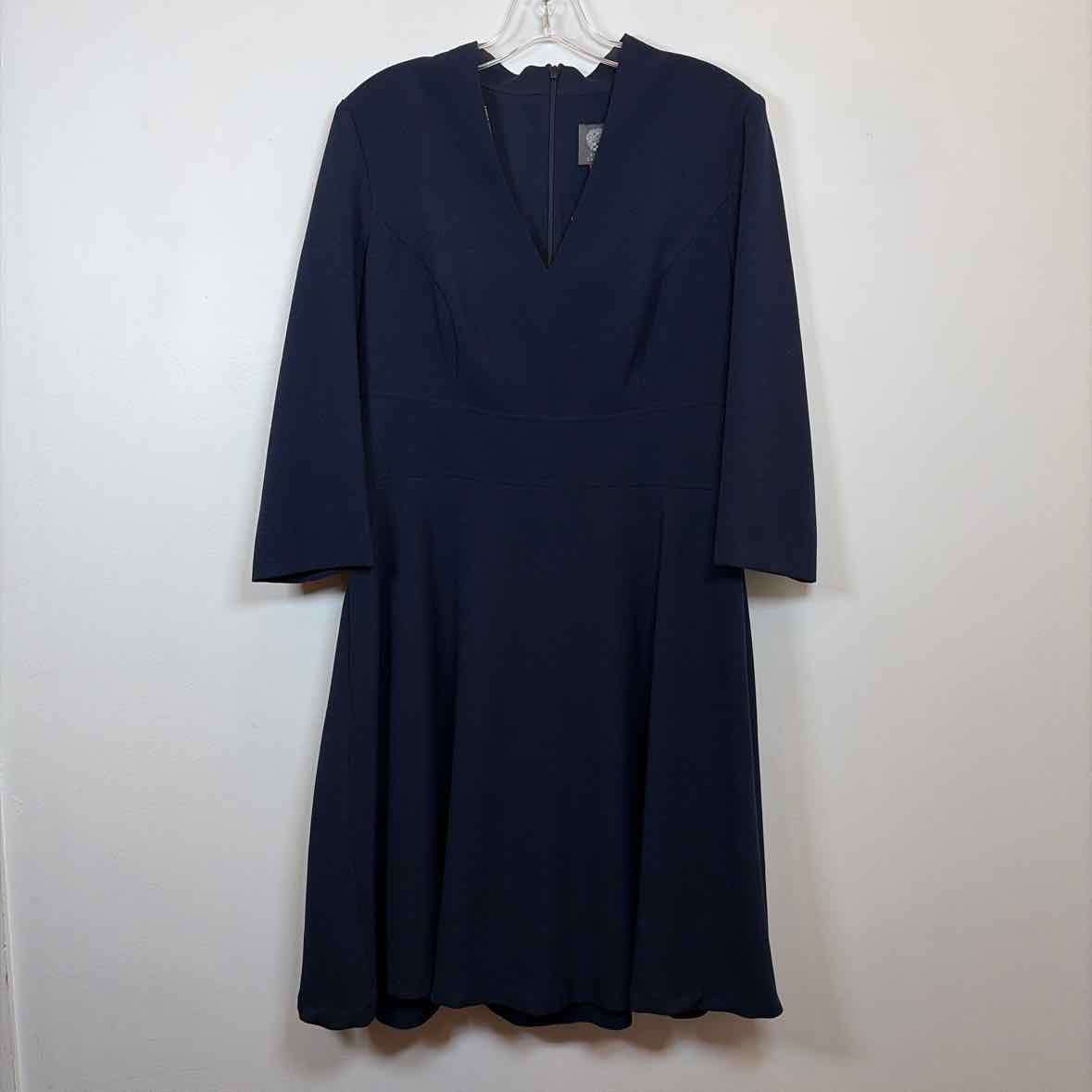 Pre-Owned Size 12/L Vince Camuto Navy Casual Dress