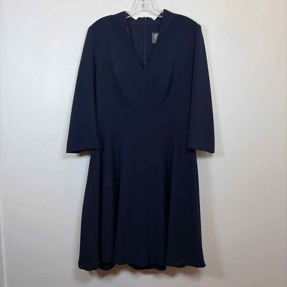 Pre-Owned Size 12/L Vince Camuto Navy Casual Dress