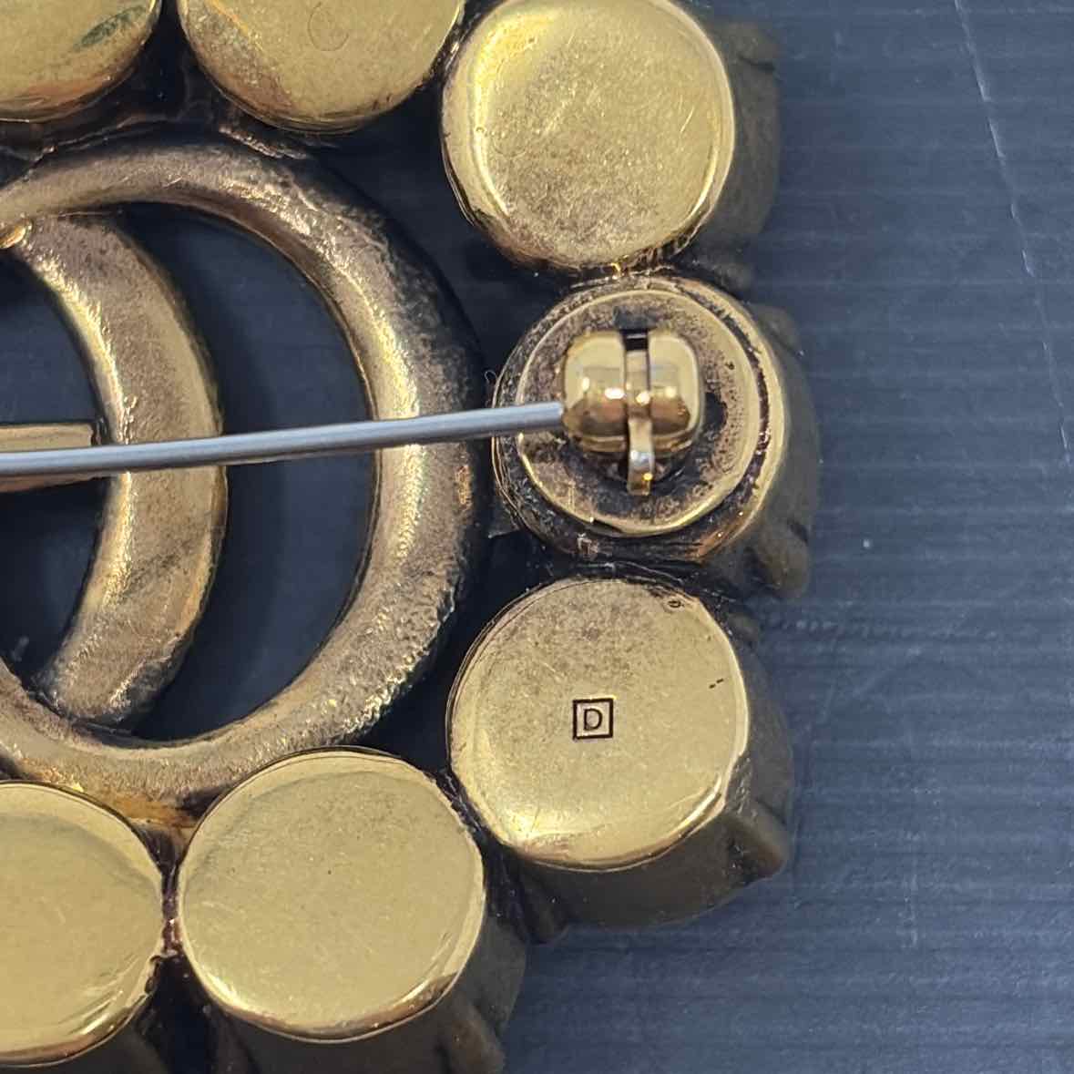 Pre-Owned Gucci Gold Metal Designer Jewelry