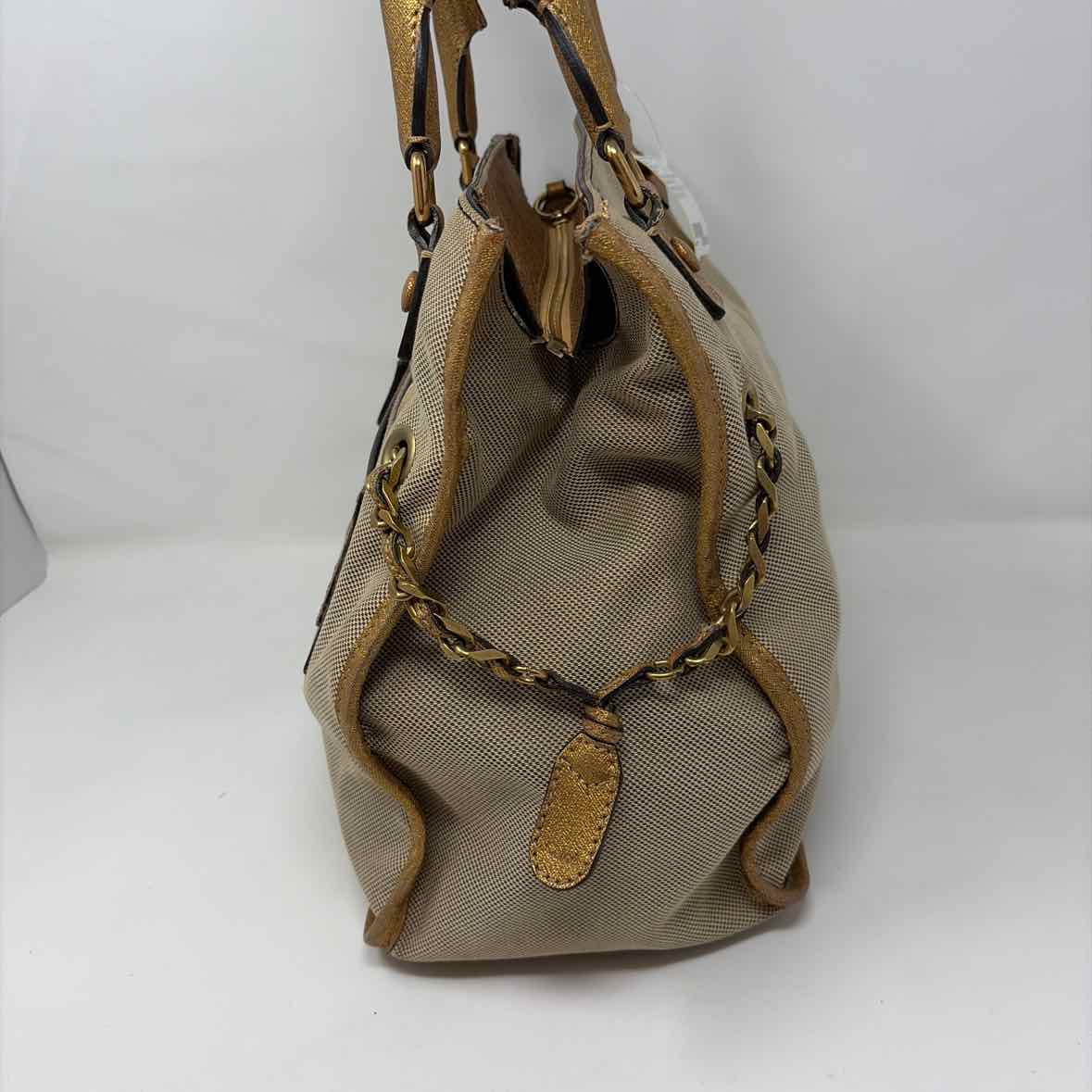 Pre-Owned Chloe Beige Canvas Designer Handbag