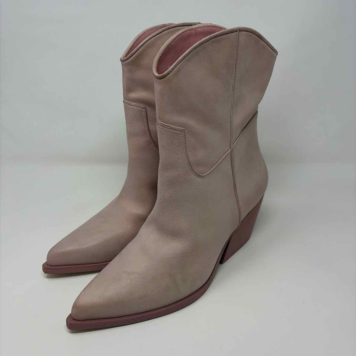 Pre-Owned Shoe Size 10 Steve Madden Pink Booties