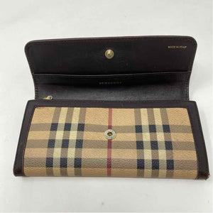 Pre-Owned Burberry Plaid Leather Designer Wallet