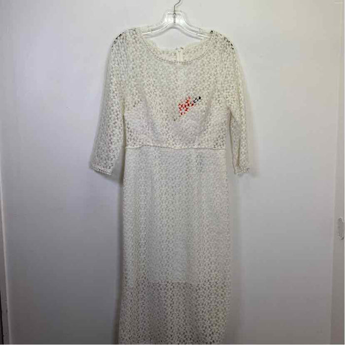 Pre-Owned Size 8/M BCBGMAXAZRIA White Casual Dress