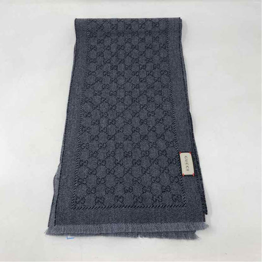 Pre-Owned Gucci Grey Knit Designer Scarf