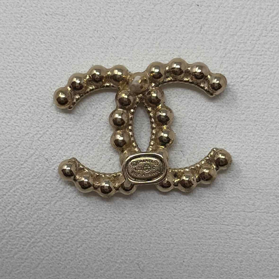 Pre-Owned Chanel Gold Metal Designer Jewelry