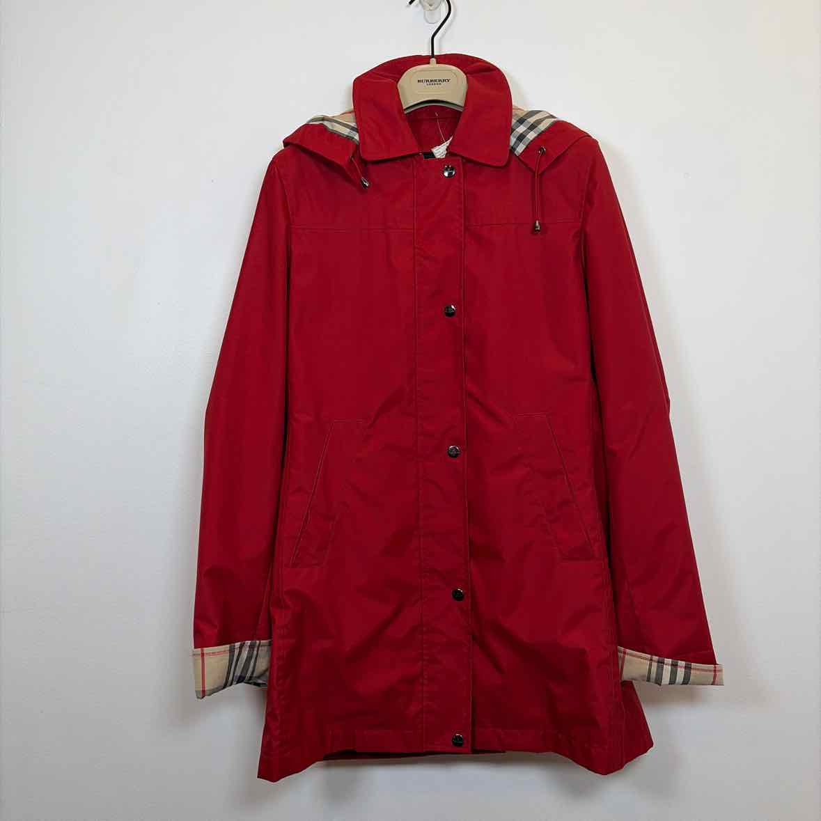 Pre-Owned Size M Burberry Red Designer Clothes