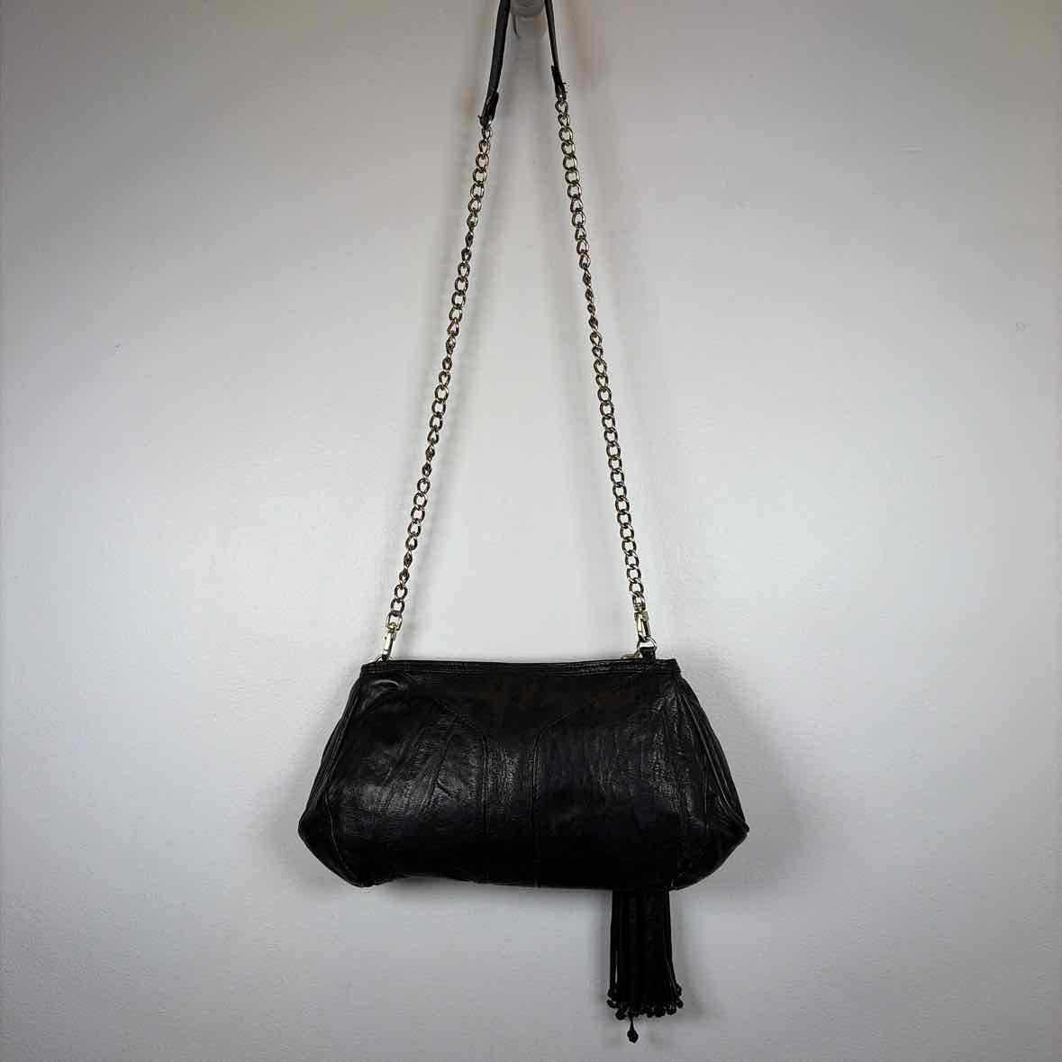Pre-Owned Junior Drake Black Leather Handbag