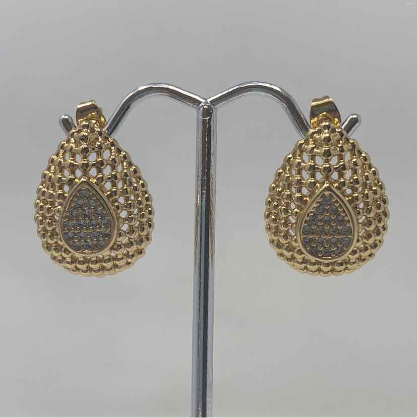 Gold Multi Metal Earrings