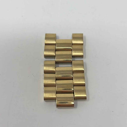 Pre-Owned Michael Kors Gold Watch