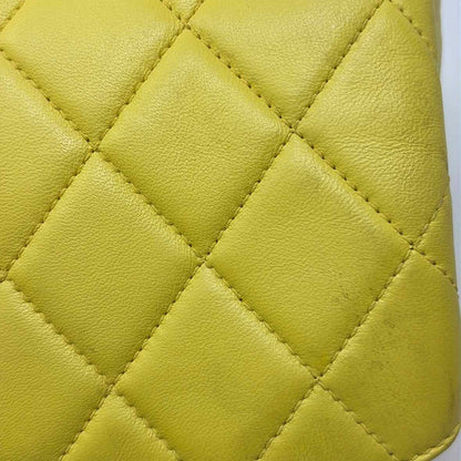 Pre-Owned Chanel Chartreuse Leather Designer Handbag