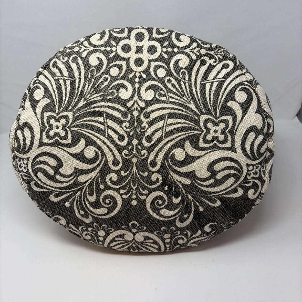 Pre-Owned Boutique Green Print Woven Handbag