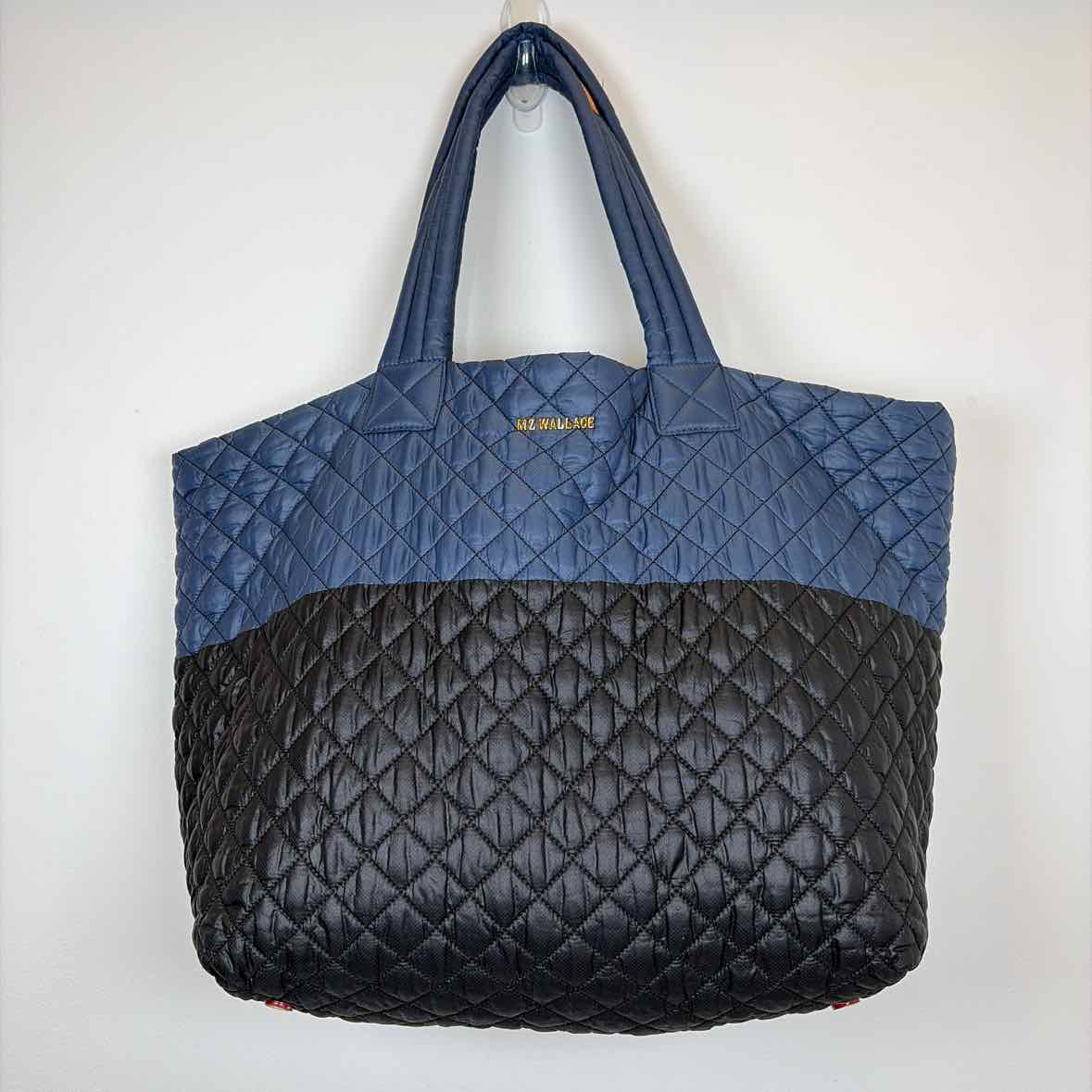 Pre-Owned MZ Wallace Black/Navy Nylon Handbag