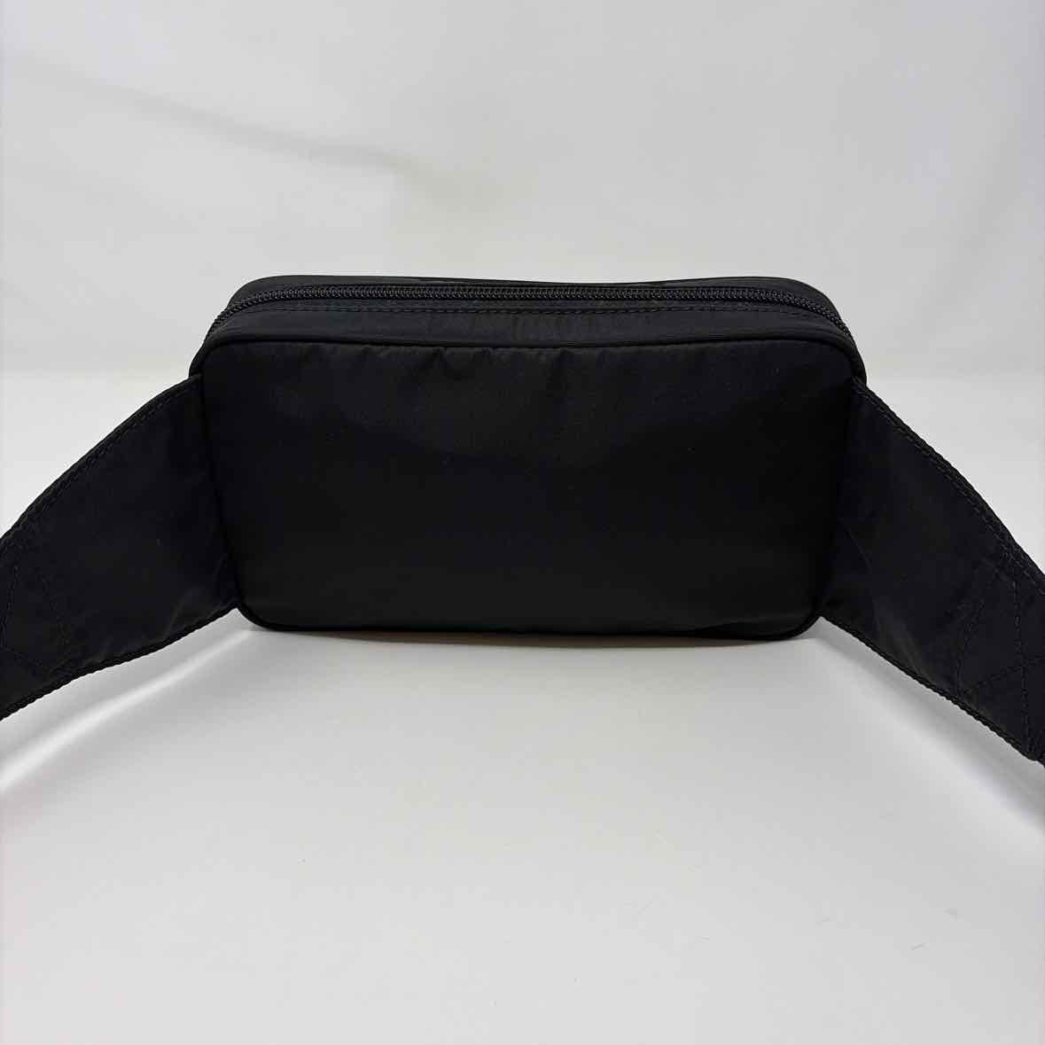 Pre-Owned Prada Black Nylon Designer Handbag