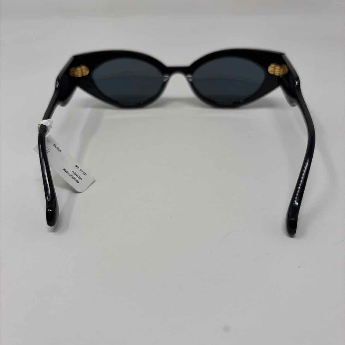 Pre-Owned Nanushka Black Plastic Sunglasses