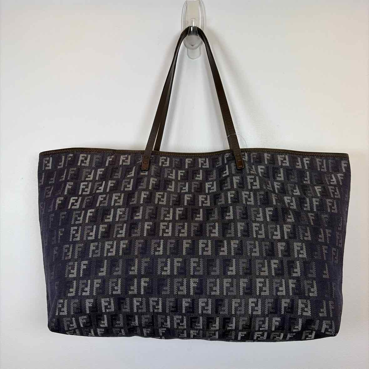 Pre-Owned Fendi Denim Denim Designer Handbag