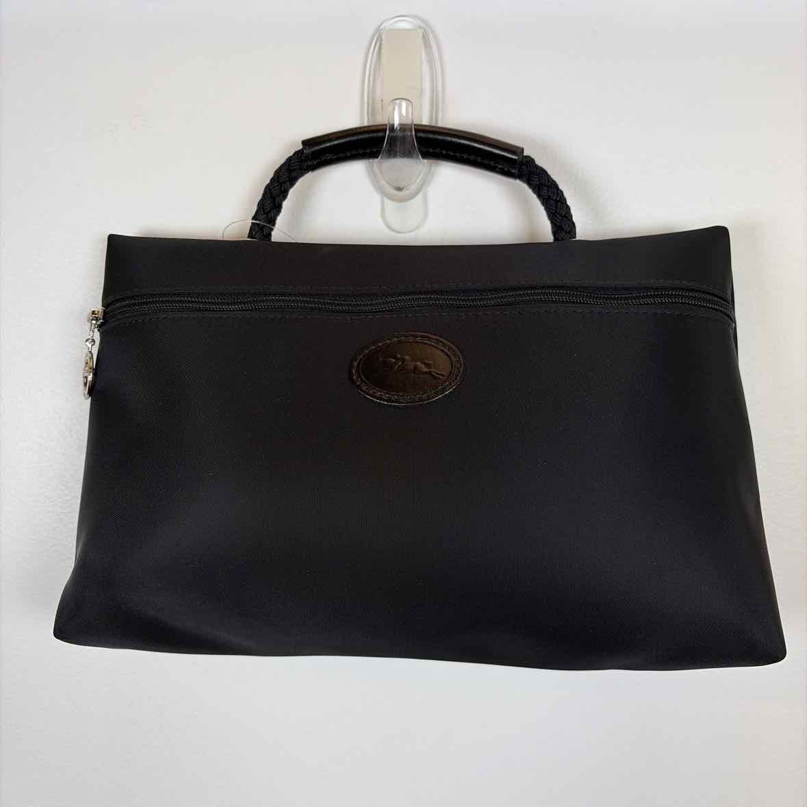 Pre-Owned Longchamp Black Nylon Handbag