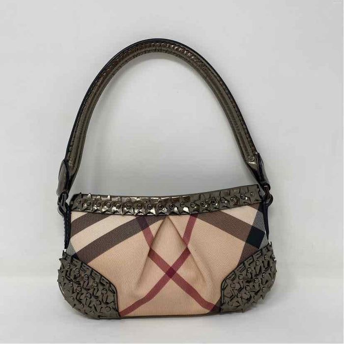 Pre-Owned Burberry Plaid Canvas Designer Handbag