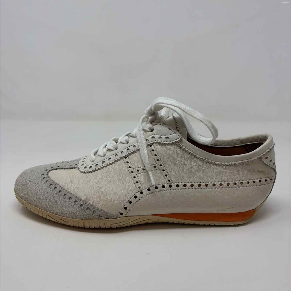 Pre-Owned Hermes White Leather Shoe Size 9.5 Designer Shoes