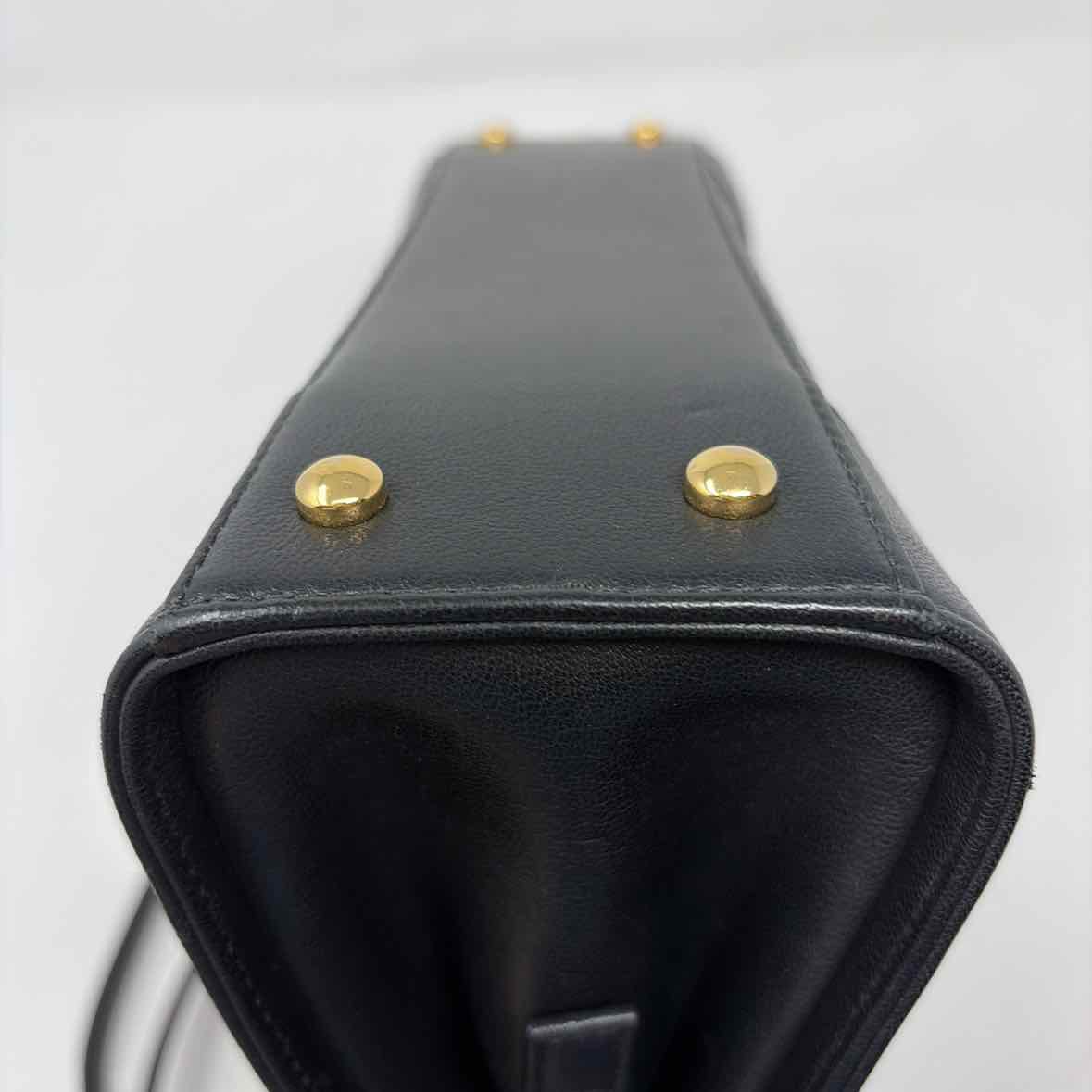 Pre-Owned Chanel Black Leather Designer Handbag