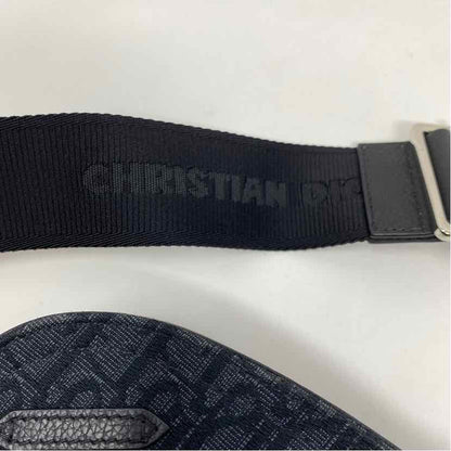 Pre-Owned Christian Dior Black Canvas Designer Handbag