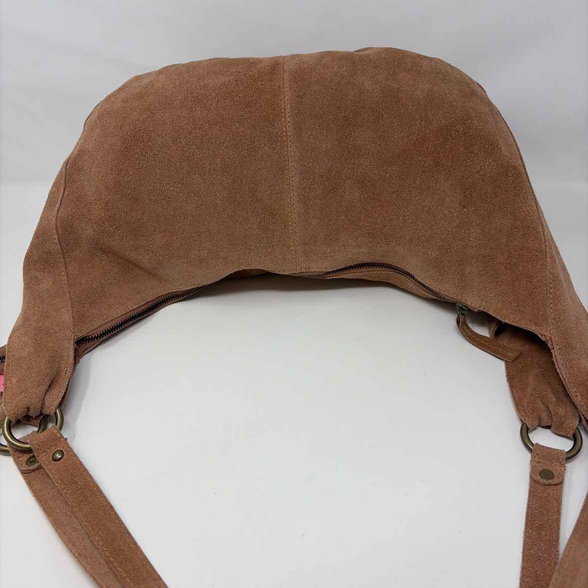 Pre-Owned Free People Peach Suede Handbag