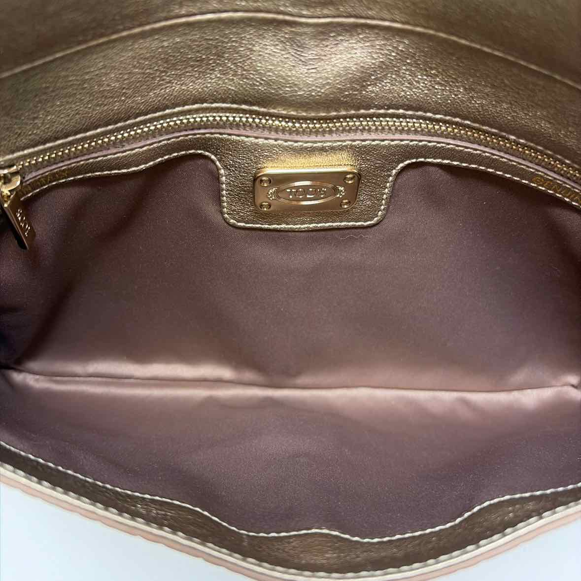 Pre-Owned Tod's Gold Leather Handbag