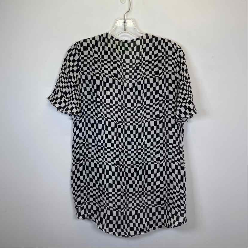 Pre-Owned Size S Elie Tahari Black & White Top
