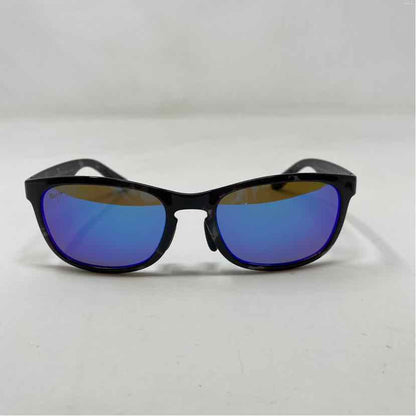 Pre-Owned Maui Jim Black Plastic Sunglasses