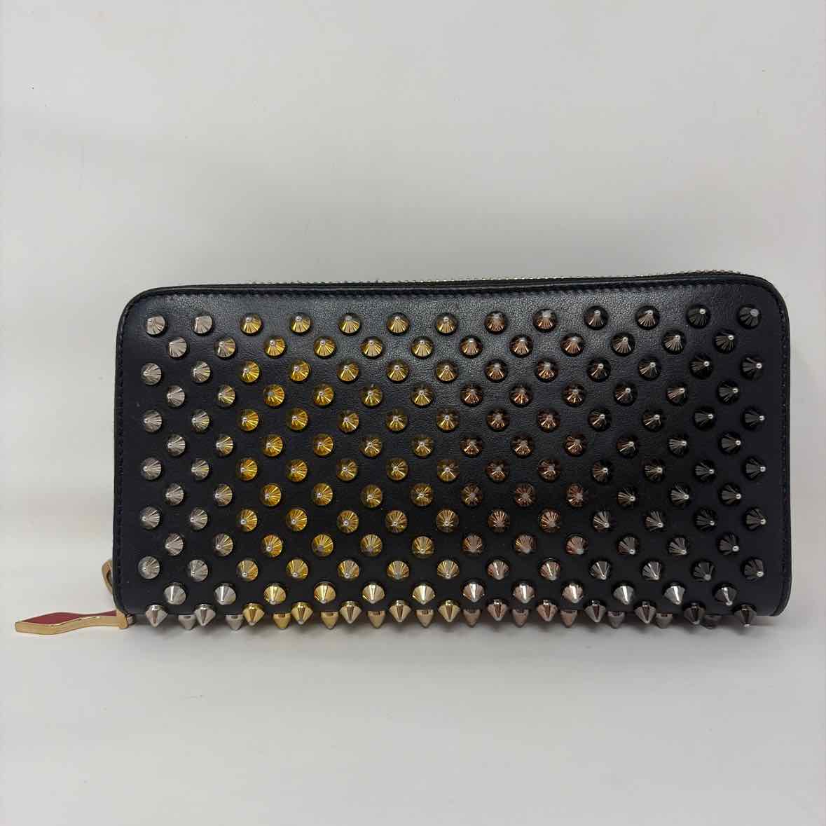 Pre-Owned Christian Louboutin Black Leather Designer Wallet